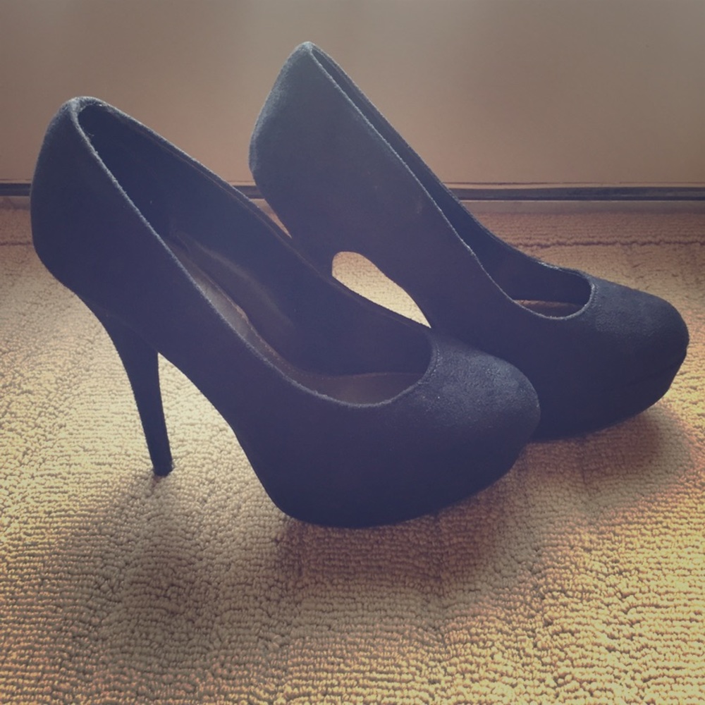 Black High Heels